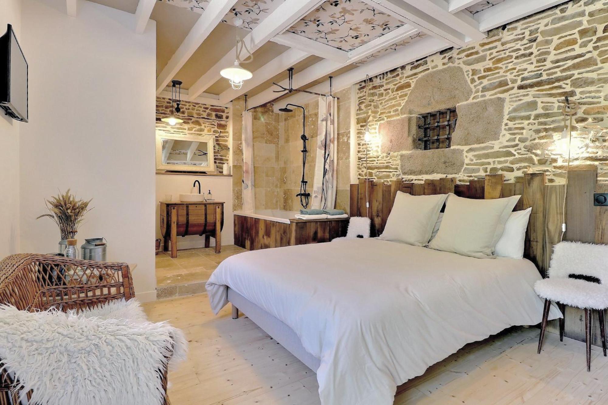 Bed and Breakfast Agritourisme Abae Sougeal Экстерьер фото