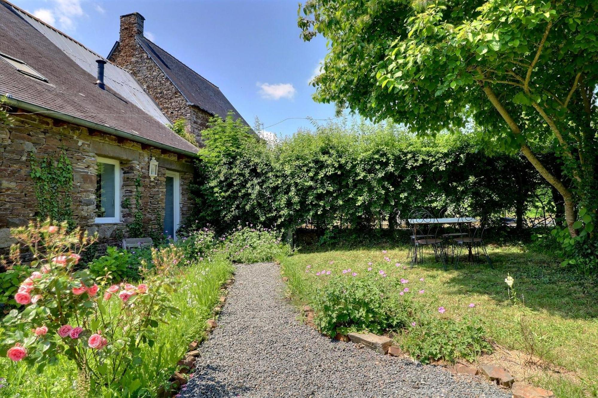 Bed and Breakfast Agritourisme Abae Sougeal Экстерьер фото